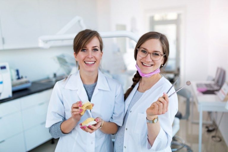 How to get the best dental treatment?